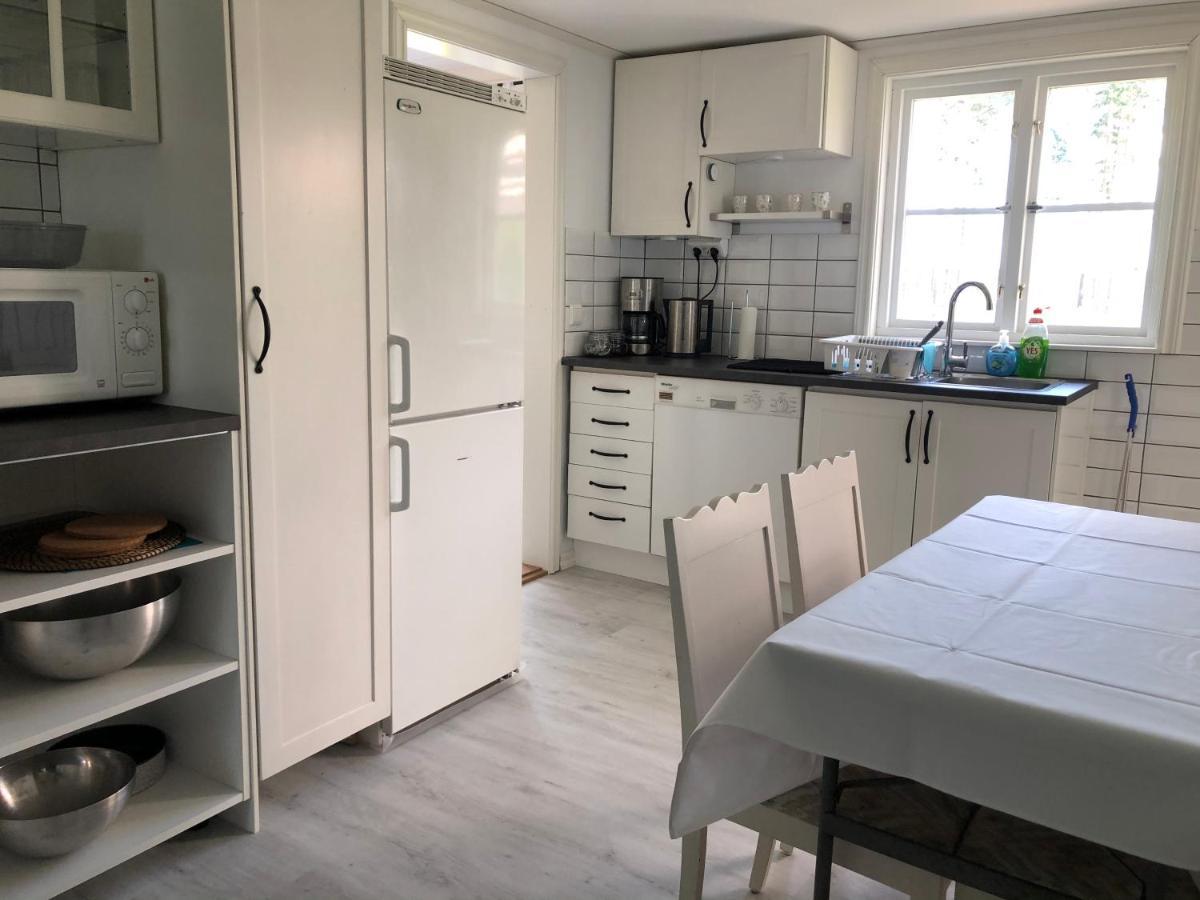 Modern Lakeside Cottage & Boat Near Isaberg Kavsjo 외부 사진